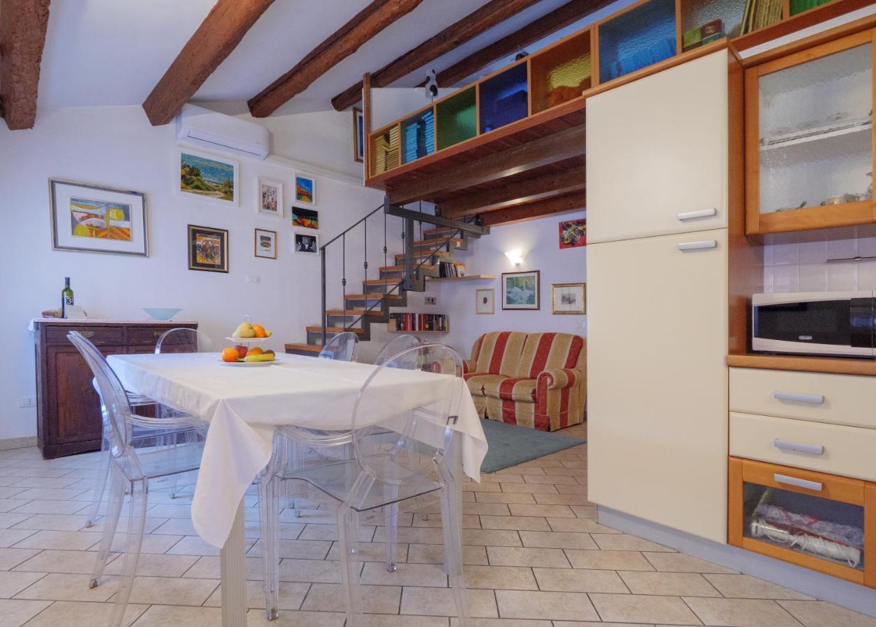 شقة Casa Snomata سينِغاليا المظهر الخارجي الصورة